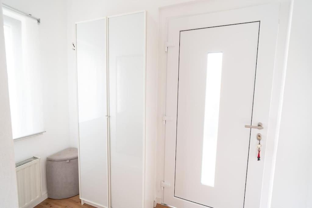 Wohnung Naehe Stadtzentrum Mit Wohnzimmer Und Kueche Koblenz  Eksteriør bilde